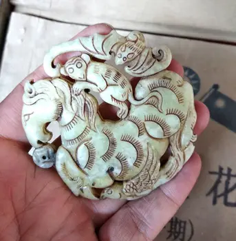 

Vintage Jade Amulet Carven Horse Monkey Pendant Amulet Ornaments hang