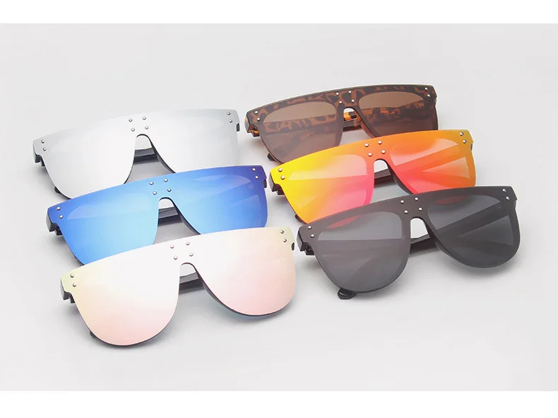 18334654785_334259297