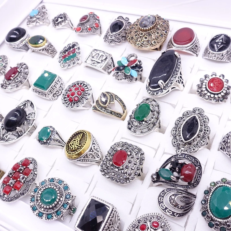 MixMax 50pcs/box Womens Rings Vintage Jewelry Mix Styles Party Favor Gifts Wholesale Lot with a Display Box Gold Silver Plated 4