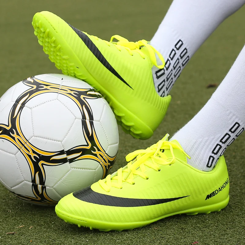 Мужские футбольные бутсы для больших мальчиков мужские Jr Phantom Venom Club TF CR7 уличные