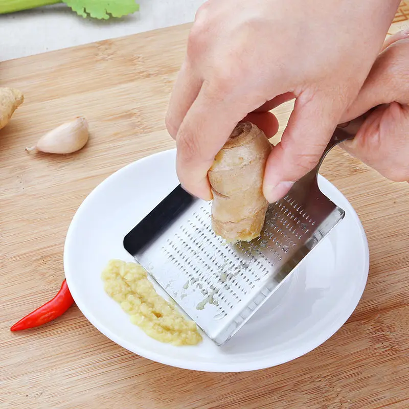 1pc Ginger Garlic Wasabi Grater Crusher Garlic Press Device Chopper Cutter Garlics Peeler Kitchen Tools Stainless Steel