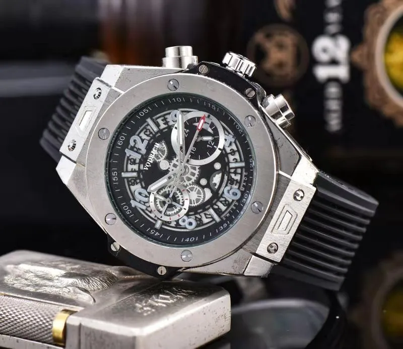 

2020 men's fashion quartz watch business style.AAWATCH