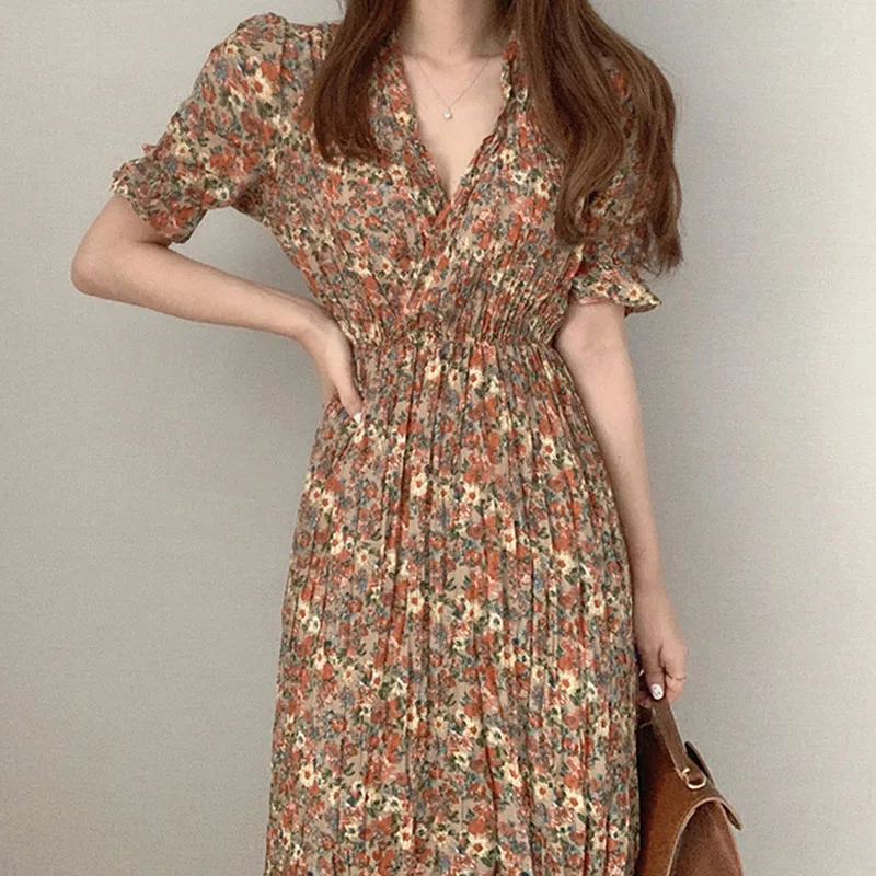 Robe Style Soie à Fleurs Newlook Taille 10 - Occasion Très Bon état