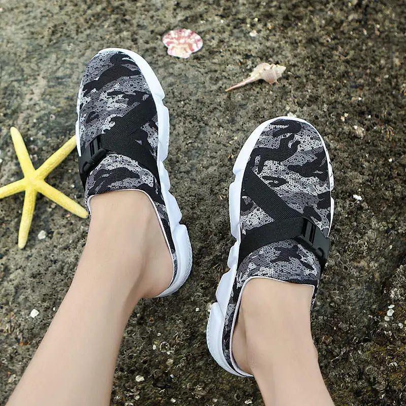 Comfort Men Shoes Casual Big Size Men's Home Slippers Fashion Mesh Soft Summer Sandals Crock Fishing Quick-drying Man Slipper B1