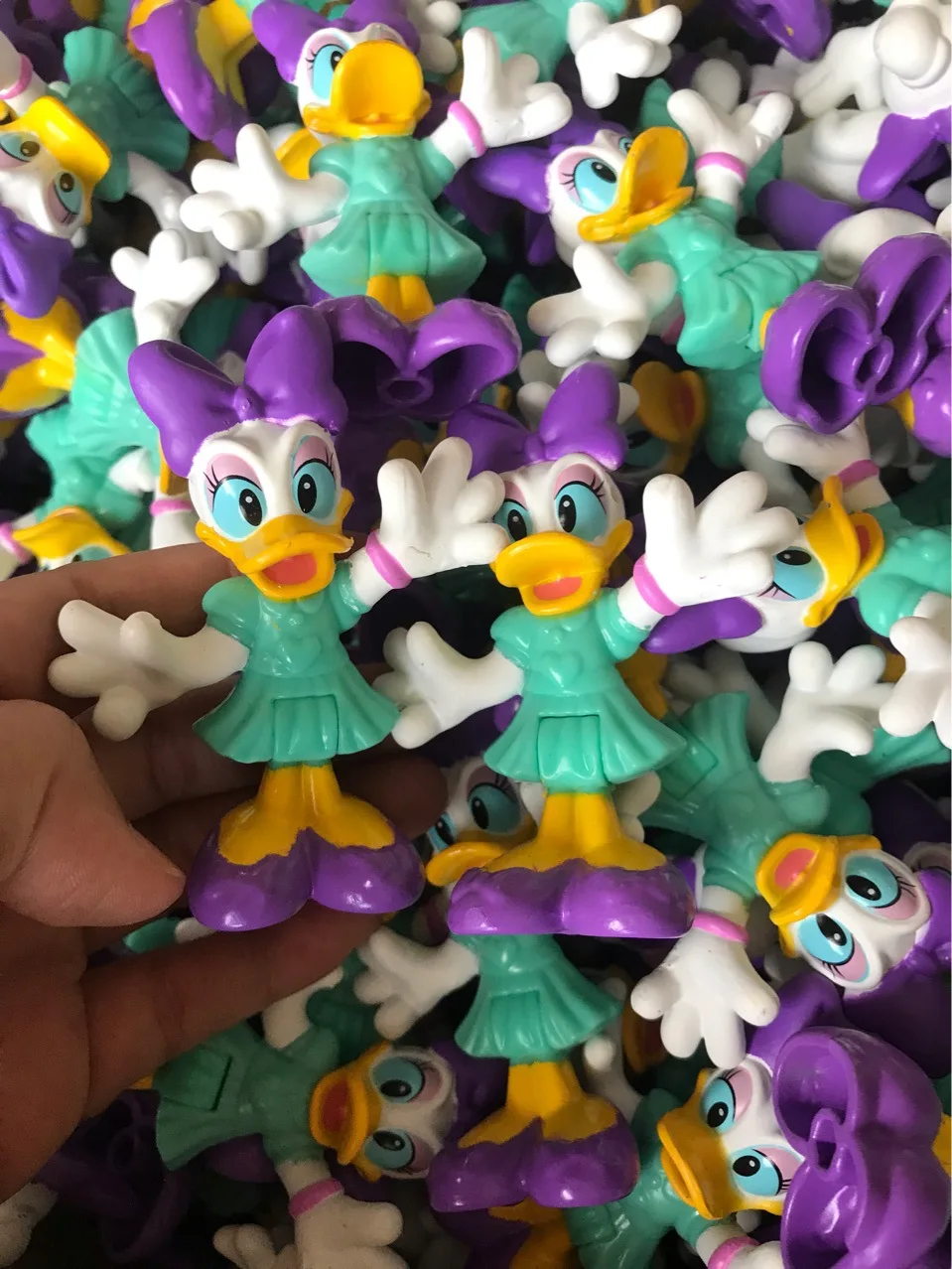 

Mickey Figures Minnie Mouse Donald Duck Goofy Dog Pluto Dog Daisy Cartoon PVC Figure Collection Model Toy Dolls