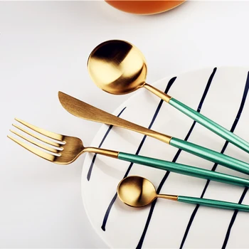

4pcs/set Stainless Steel Cutlery Set Green Gold Dinnerware set Frost Dinner Fork Knife Set Gold Tableware Christmas Flatware