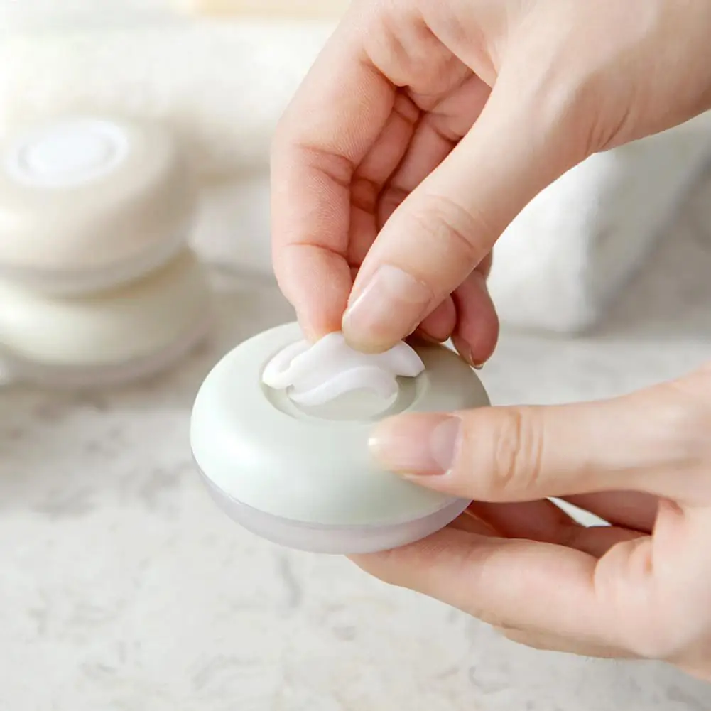 

4Pcs Round Portable Travel Press Sealing Lotion Cream Plastic Liquid Box Storage Bottle