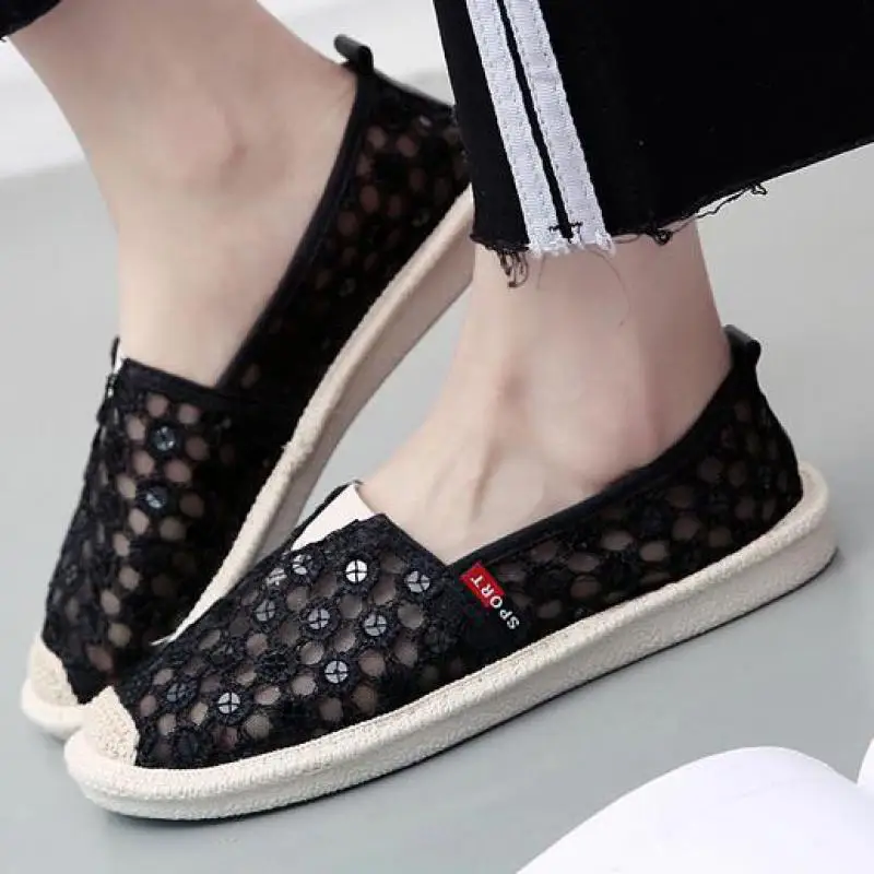 

Summer Lace Hollow Out Round Toe Flat Loafers Women Breathable Mesh Fisherman Shoes Slip On Comfortable Casual Shoe Ballet Flats
