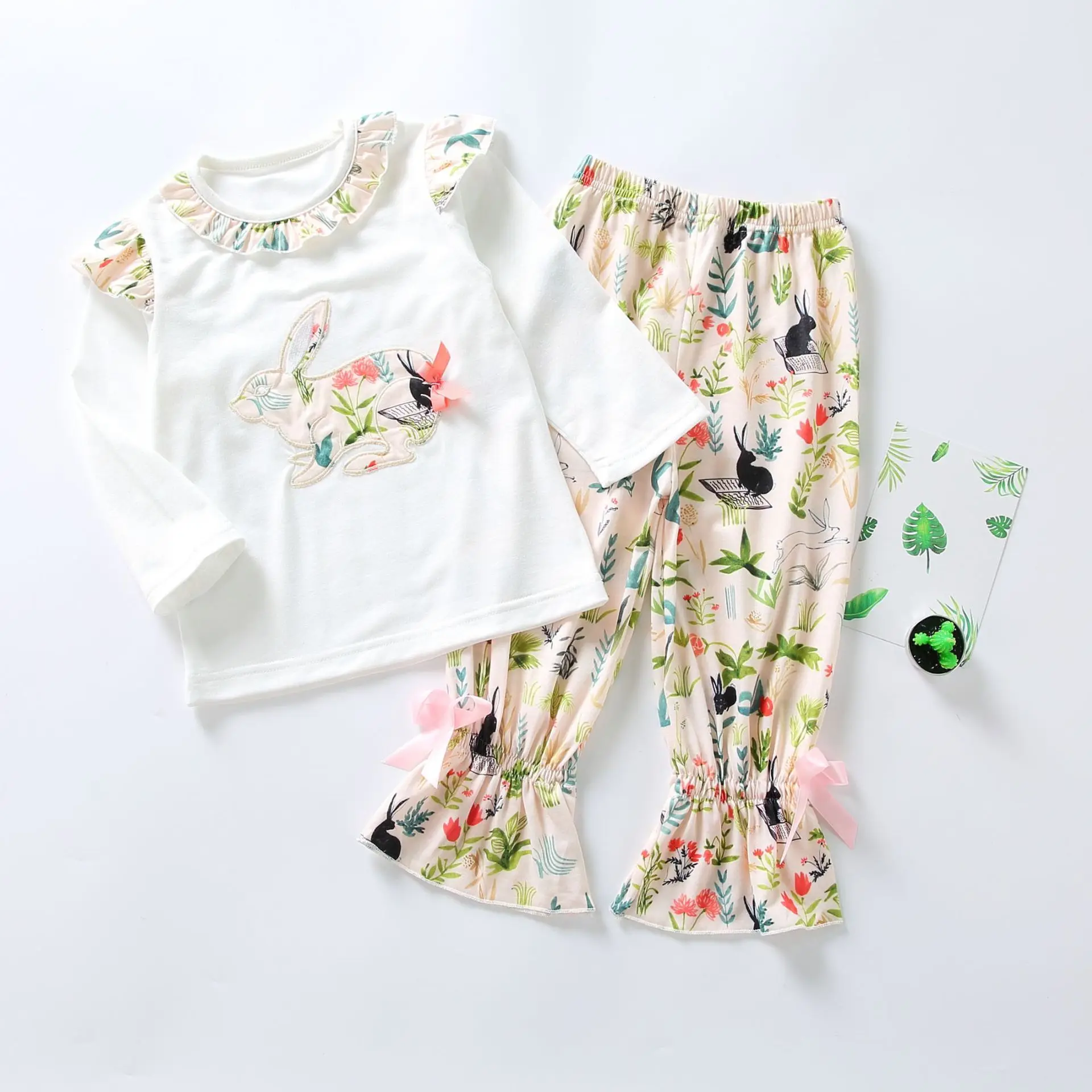 Пасхальные наряды для маленьких девочек топы с длинным рукавом и кроликом