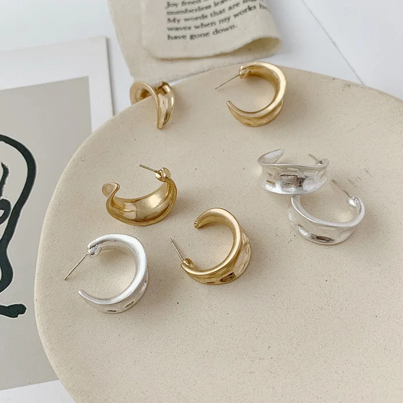 Простой C серьги-гвоздики в форме серьги для Для женщин в Корейском стиле с геометрическим узором полу круглые металлические текстура, ювелирное изделие, подарок для женщины, Bijoux(украшения своими руками