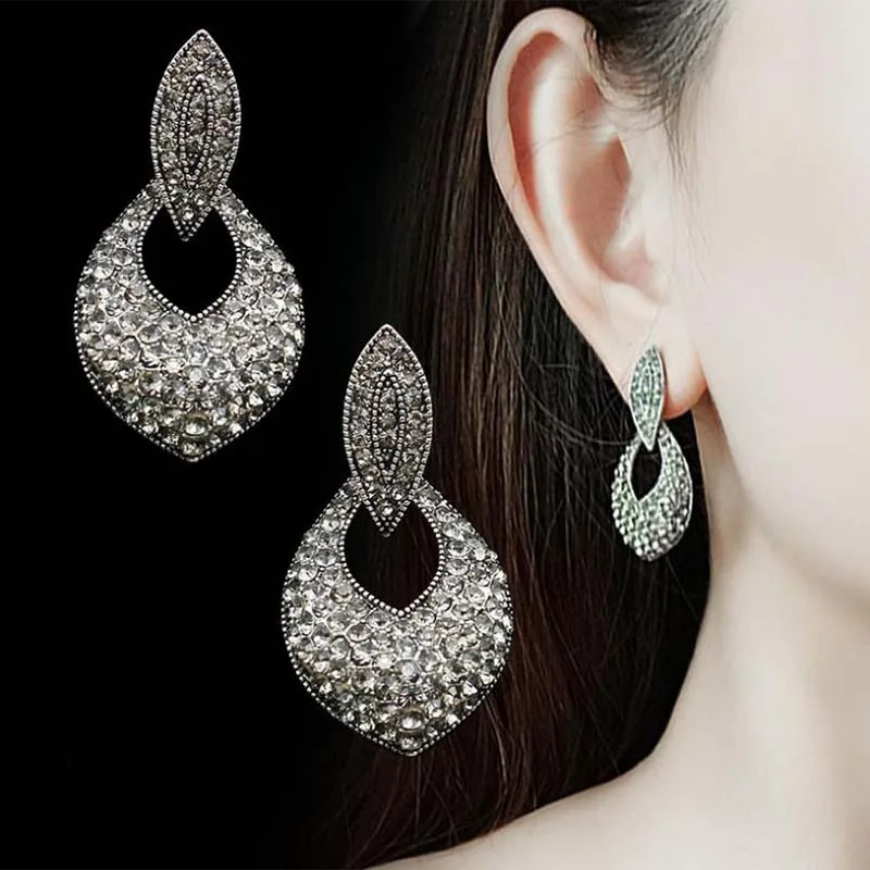 

Stud Earrings 2019 New Arrival High Quality Earrings Elegant Accessories Simple Design Full Rhinestone For Women's Gift Brincos
