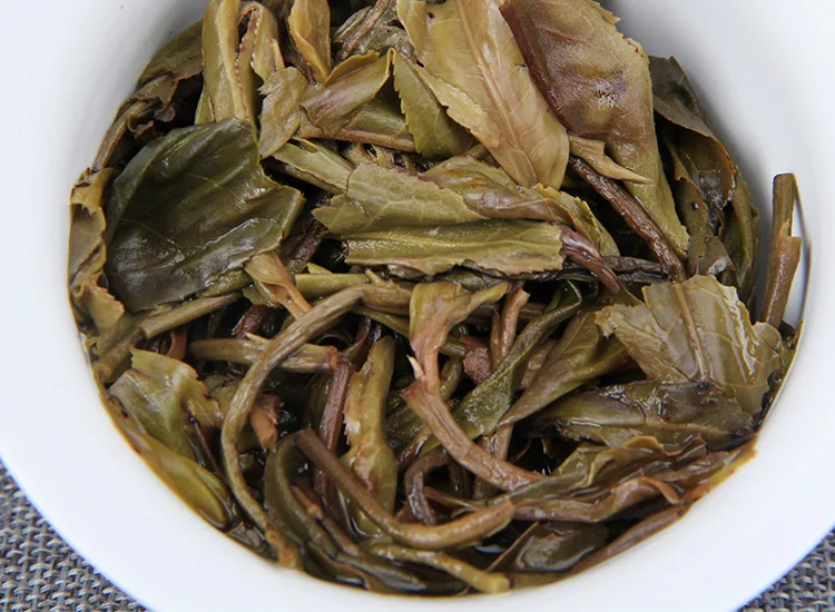 Древнейший Чай пуэр Китайский Юньнань Жемчуг дракона сырой ручной работы золотой бутон чай зеленая еда для здоровья похудение