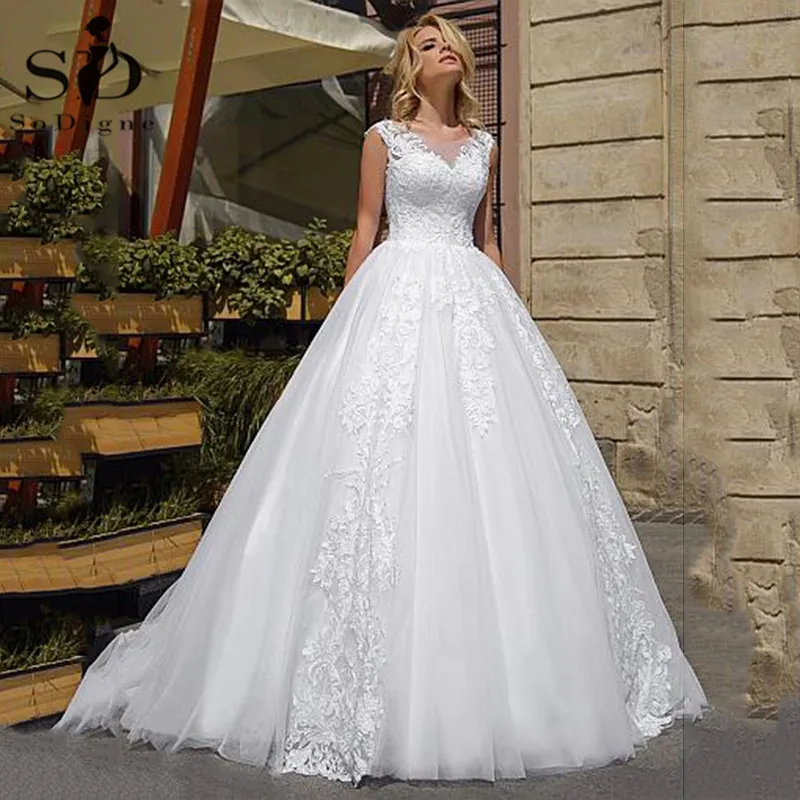 Ball-Gown-Wedding-Dresses-Vintage-Lace-Appliques-Gown-Bridal-Dubai-Princess-Wedding-Gown-Plus-Size-vestidos