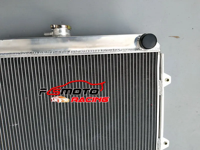 3 ряда алюминиевый Универсальный Радиатор для Toyota HILUX 22R 1.8L/2.0L/2.2L/2.4L бензин RN85 RN90 YN85