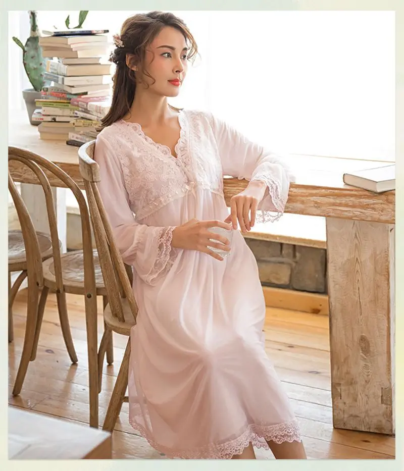 10278093989_1411689563