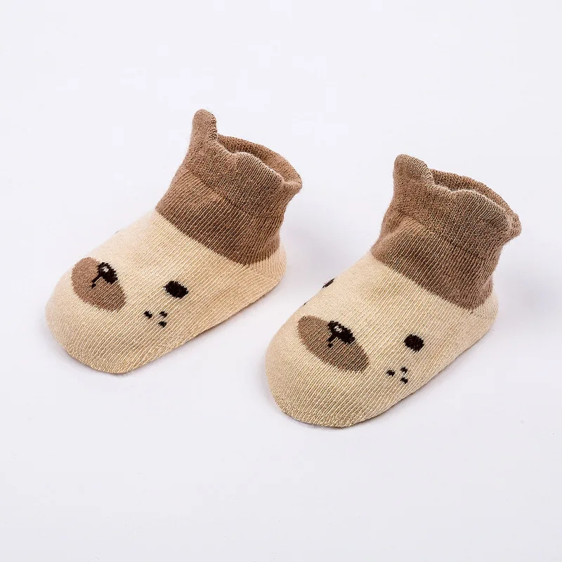 brown bear Детские носки с мультяшным принтом мягкие Нескользящие хлопковые носки-тапочки для малышей короткие теплые носки для новорожденных, Повседневные носки для От 0 до 4 лет - Цвет: brown bear