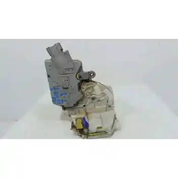 

825032F000 DOOR LOCK REAR LEFT Nissan FIRST SALOON CAR (P11)