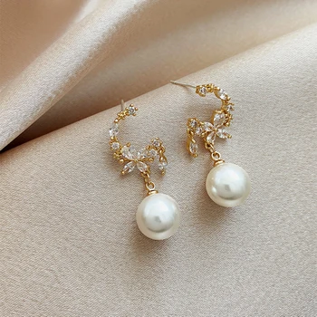 

Earrings Korean temperament net red 2020 new wave earrings flowers Personality elegant exquisite quality Fashion Stud Earrings