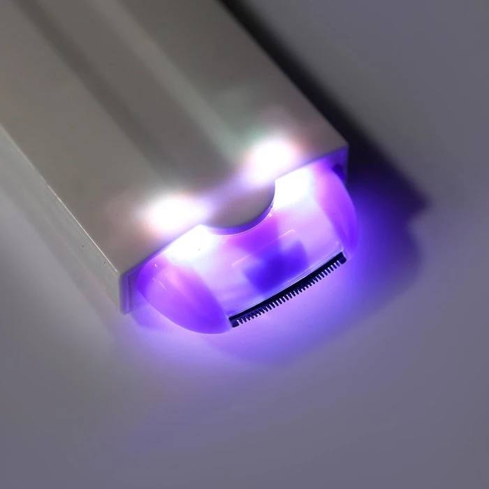 Депилятор электрический женский LuazON LEP 10 LED подсветка 2 насадки белый