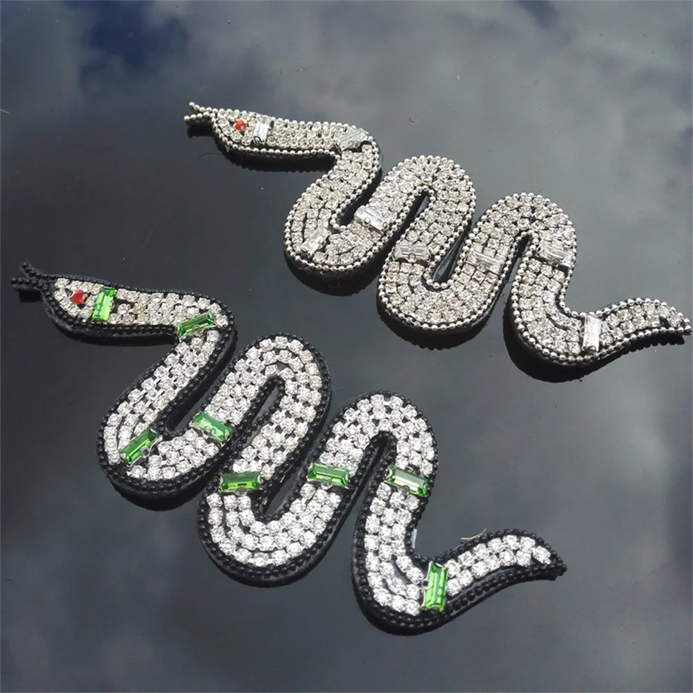 

MAXSIN FUN 1 Pair High Quality Hand-beaded Rhinestone Snake Appliques Animal Patches Garment Decoration DIY Accessories