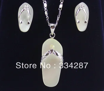 

New Listed !good slippers-shaped White Sea shell Earring Pendant Chain Jewelry Set
