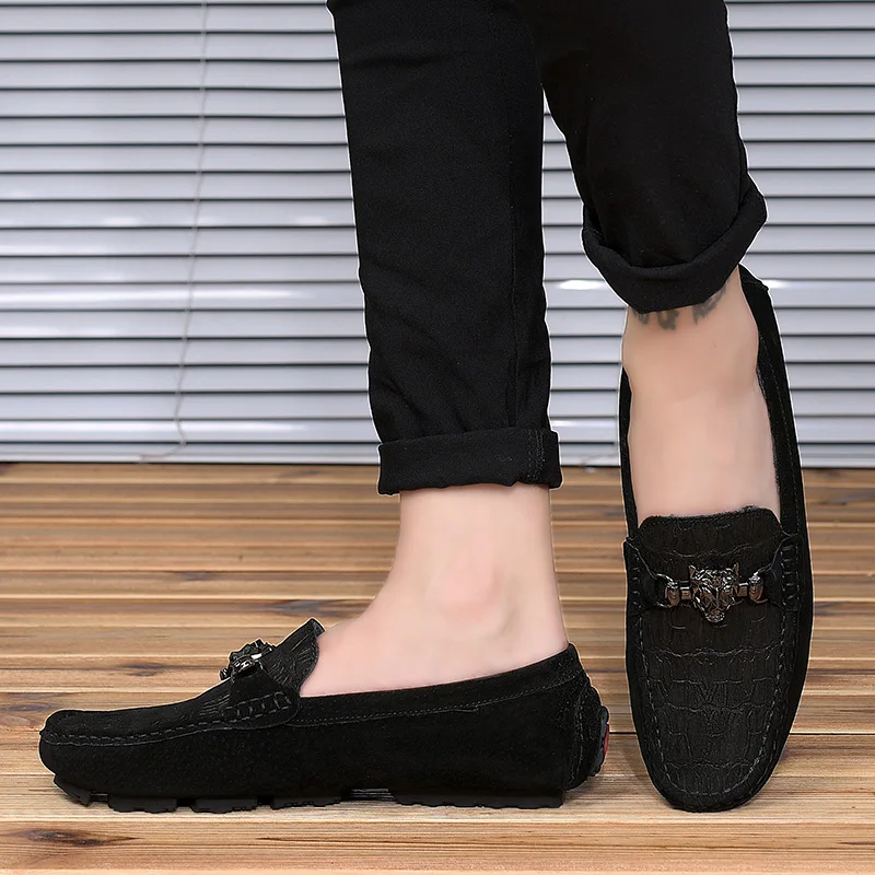 Зимняя мужская повседневная обувь; повседневная черная бархатная обувь; удобная мужская обувь для вождения; прогулочная обувь на плоской подошве без застежки
