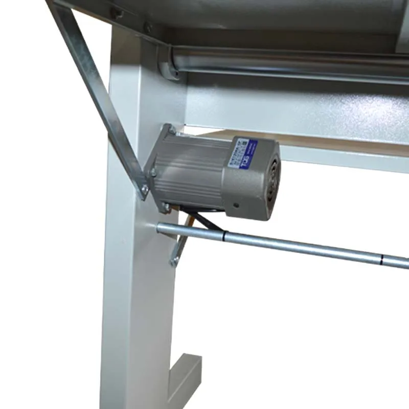 600MM 고효율 주름 기계 자체 접착 점선 절단기 라벨 절단기 전기 절단기