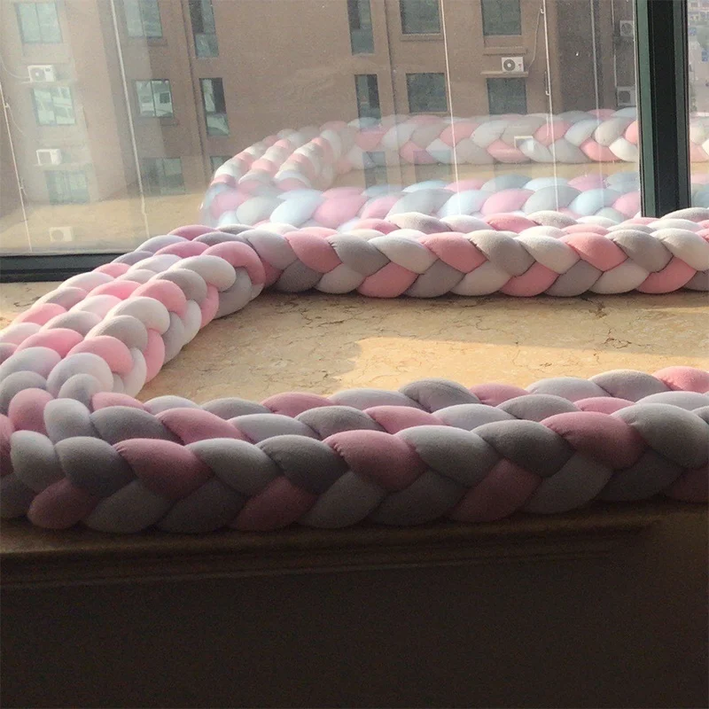 5cf09a96d6980961d78294a5-32-original