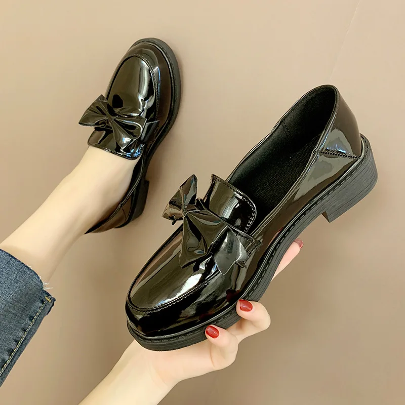 

Women oxfords Flats Platform shoes Patent Leather Bow Slip-on pointed Creeper black Brogue Loafers zapatos de mujer