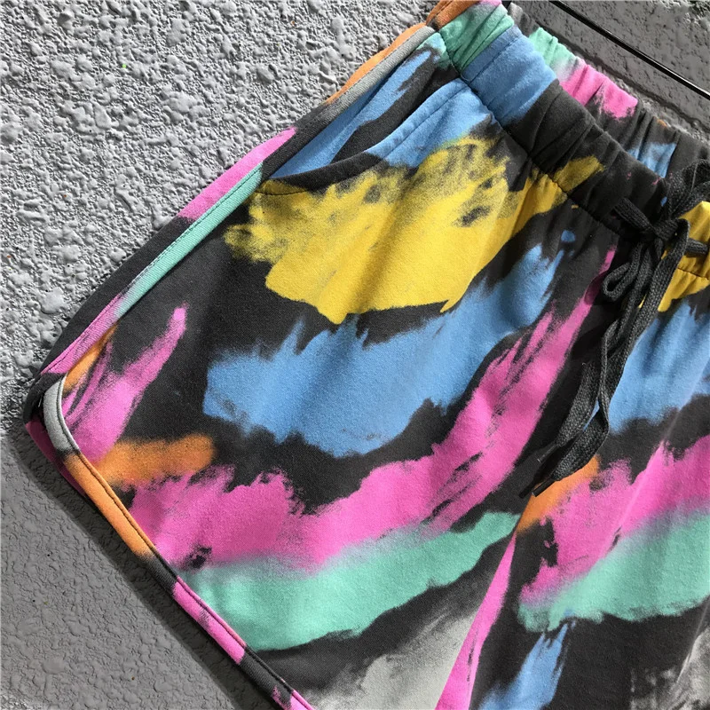 Рисунок 2 - Разноцветные модные повседневные