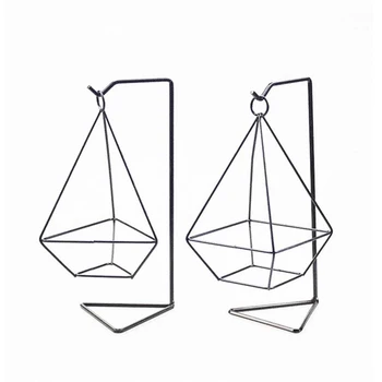 

Botique-2 Pack Air Plant Holder Metal Stand for Hanging Air Plant Tillandsia Home Wall Decor