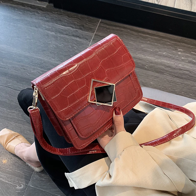 

Stone Pattern PU Leather Crossbody Bags For Women 2019 Designer Lock Shoulder Messenger Bag Fashion Lady Travel Handbags