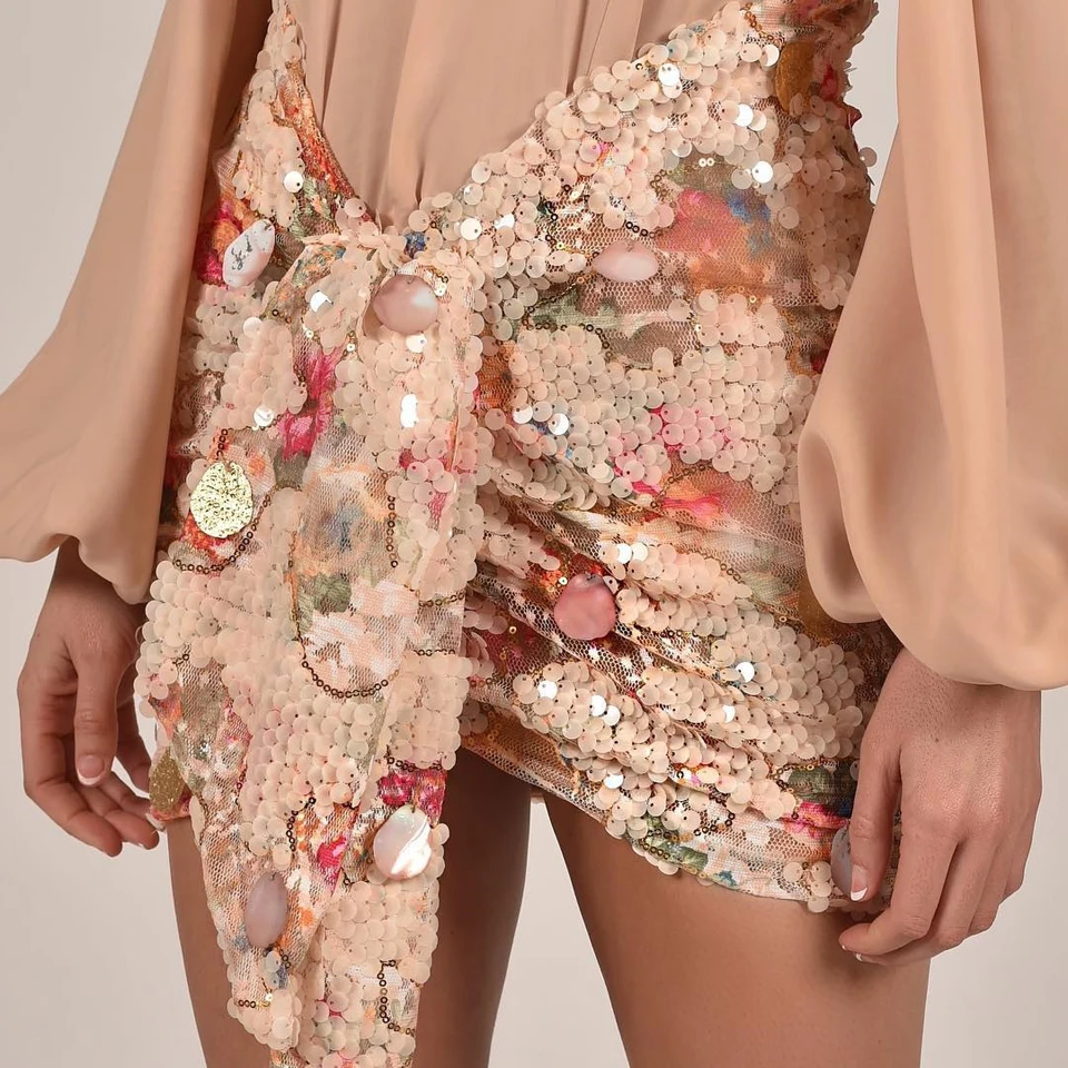 Женская мини-юбка с высокой талией и v-образным вырезом спереди, с рюшами, новинка, с золотыми блестками, шикарный наряд, Короткие Сексуальные вечерние юбки знаменитостей - Цвет: Floral Sequin