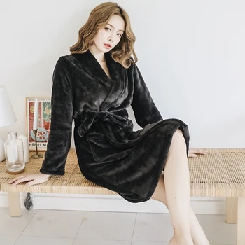 

2020 Winter Fashion Korean Thick Warm Flannel Robes For Women Long Sleeve Coral Velvet Bathrobe Cute Cartoon Sleepwear Homewear