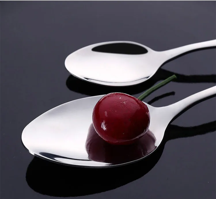 נירוסטה מעובה מערבי כלי שולחן סט סכין, מזלג וכפית 24 מקשה אור נירוסטה כפית סטייק כלי שולחן