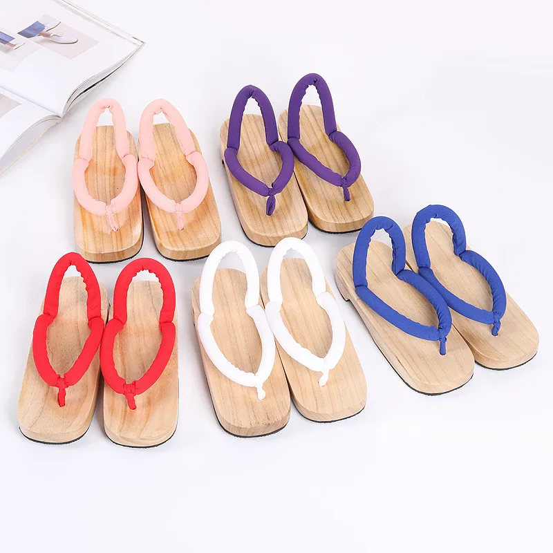 

Japanese Anime Demon Slayer Kimetsu No Yaiba Cosplay Accessory Kamado Nezuko Cosplay Clogs Kimono Flip-Flop Geta Slippers Shoes