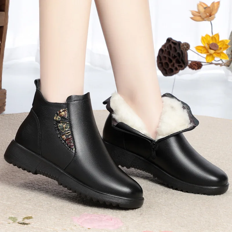 GKTINOO Fashion Winter Women Genuine Leather Ankle Boots Female Thick Wool Warm Snow Boots Mother Waterproof Non-slip Booties