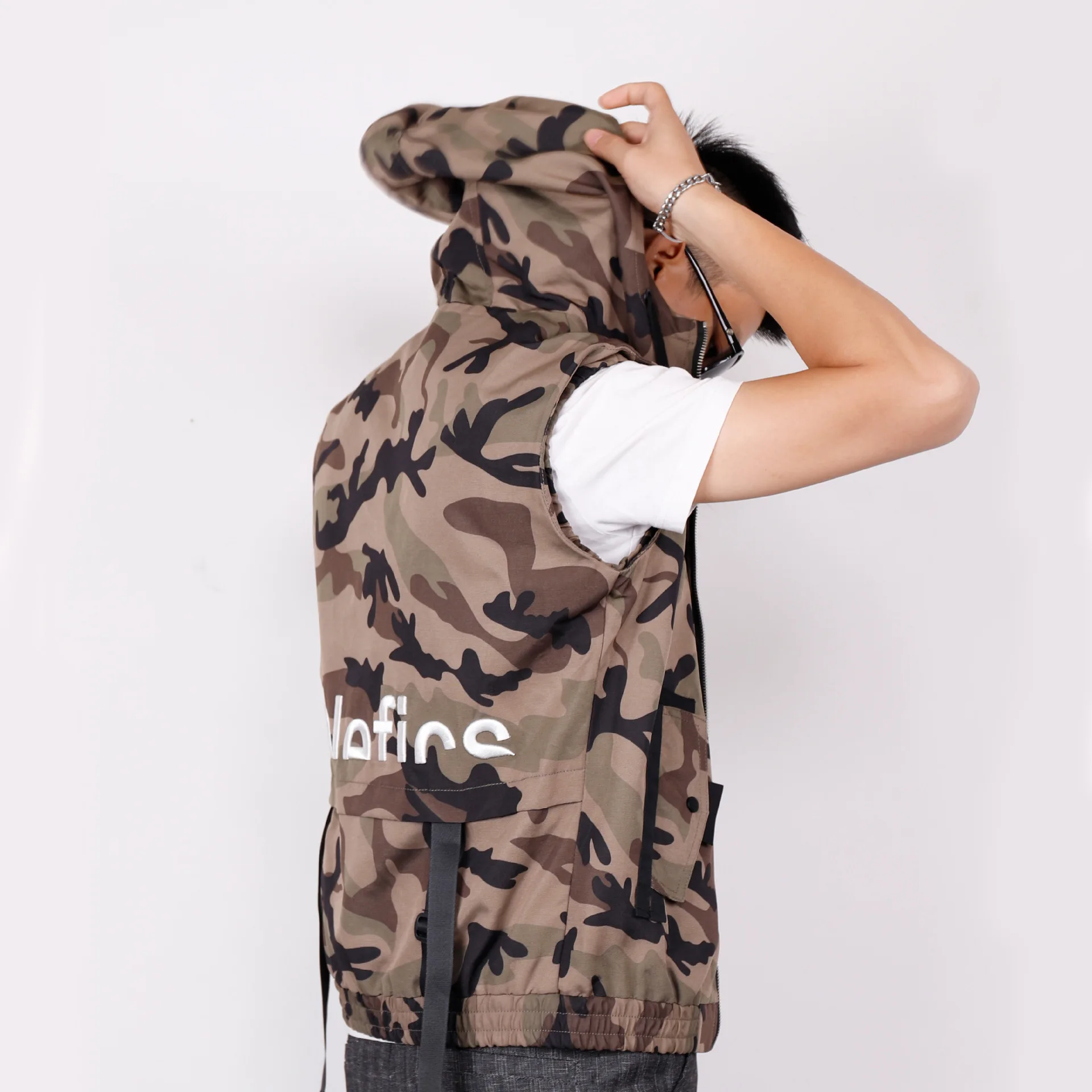 The Philippine Overseas Chinese Jk500" Spring And Autumn Thin Men Solid Color Waistcoat Korean-style Camouflage Multi-Hood