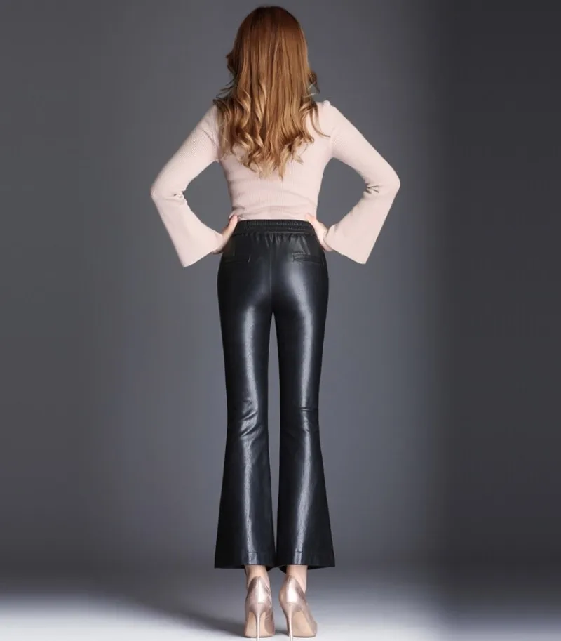 conew_4718286817_1813986599_conew1