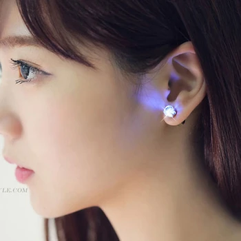 

9 Pairs Shiny LED Color Change Party Stud Earrings Light Up Flashing Blinking Stud Earrings Kit Fashion Jewelry