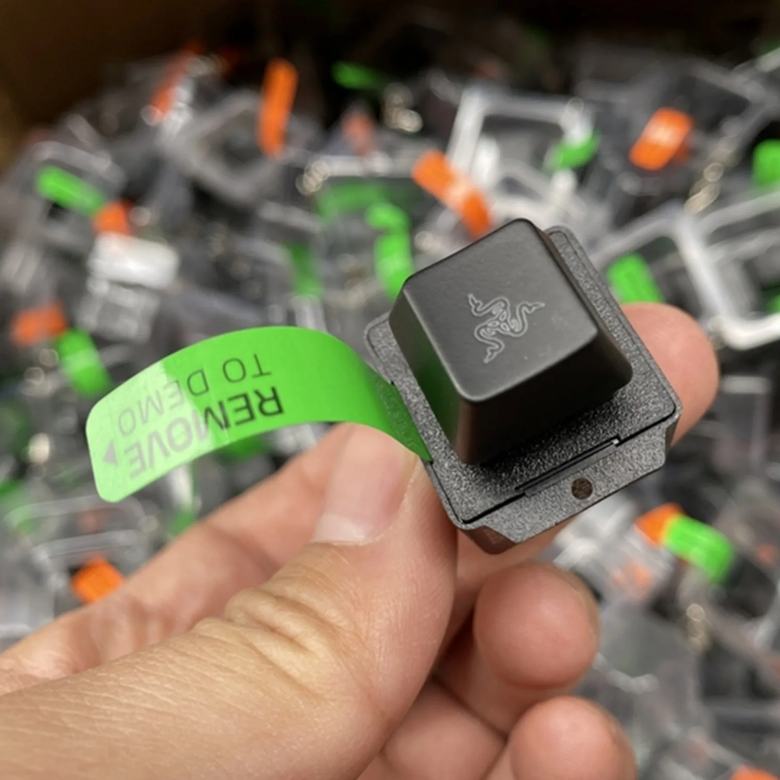 Razer Chroma KeyChain RGB Green Switch Tester with Backlit Black ABS Keycaps 