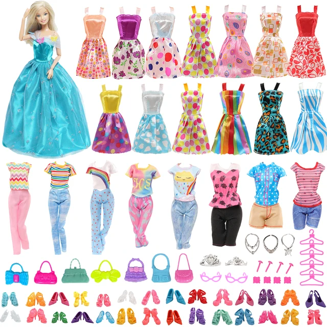 Kit 5 Roupinhas + 5 Sapatos Para Boneca Barbie Roupa Inverno