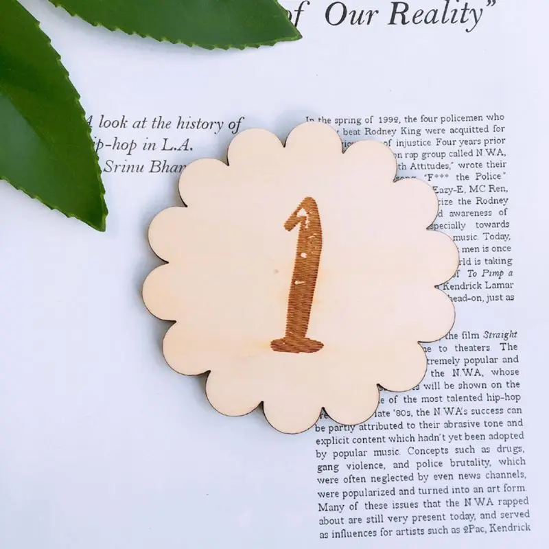

12 Pcs/set Wooden Baby Memorial Birthday Landmark Card Newborn Photography Props Photo Accessories Shoot Toys