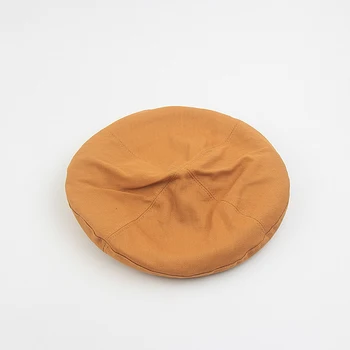 

New literary solid color beret men and women casual wild British retro painter hat spring and autumn