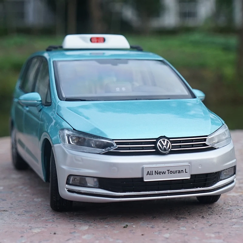 Оригинальные заводские оригинальные 1:18 литье под давлением VW Все новые модели