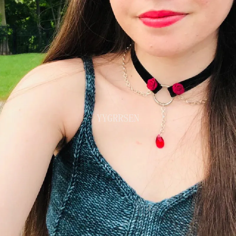 Goth Black Velvet O Ring Chain Droplet 