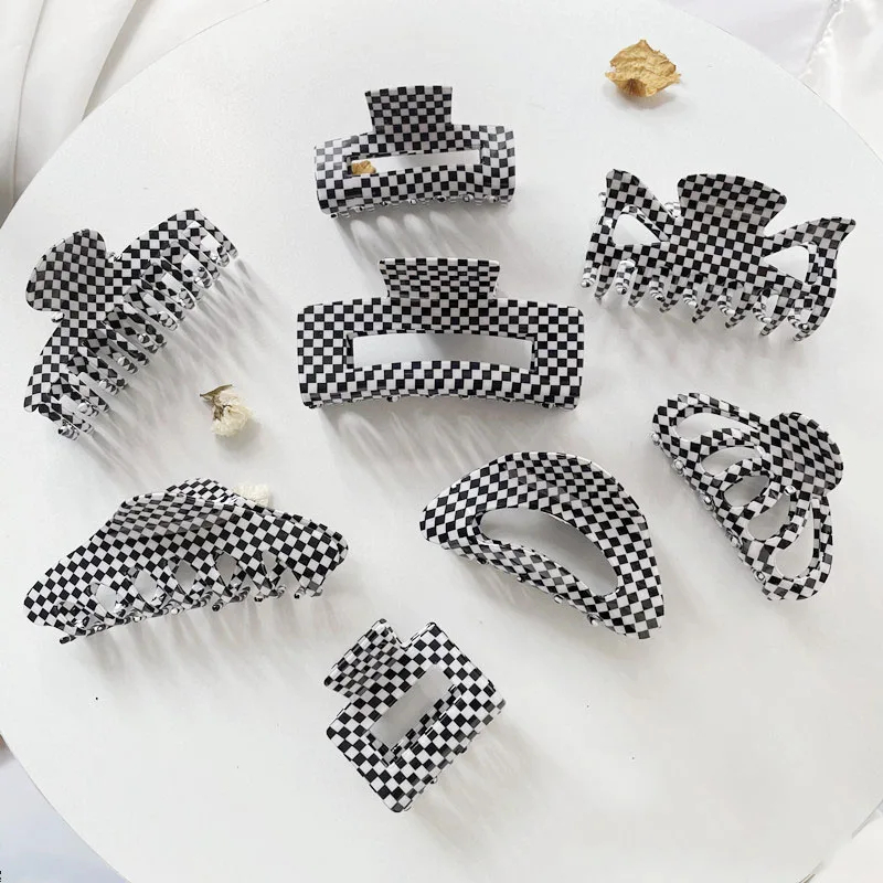 brauberg пенал косметичка checkered black New Large Acetate Hair Claw Clips Geometric Black White Mosaic Checkered Grid Plaid Clamps Shark Clip Grab Ins Women Accessories