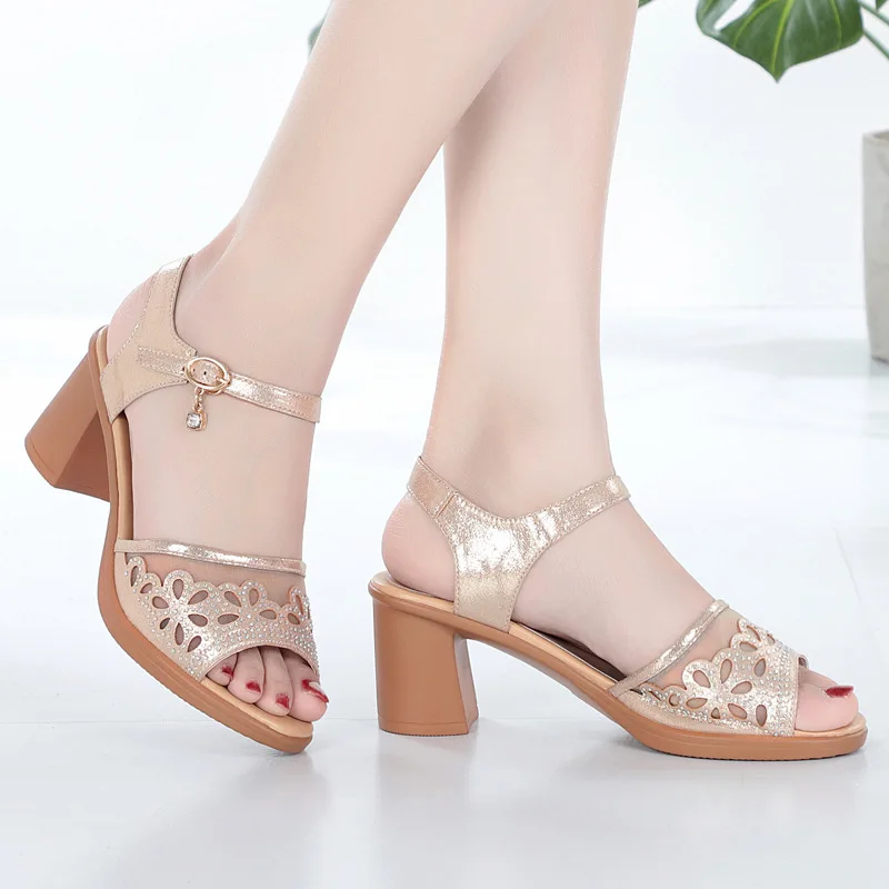 

2019 Summer New Style Fashion WOMEN'S Sandals Man-made Diamond Flower High-Heel Chunky-Heel Sandals Gauze Breathable Mom Shoes A