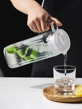 

Glass Kettle Water Jug Glass Pitcher Water Carafe with Handle Hot Cold Water Pitcher Good Jug for Homemade Fruit Juice Iced Tea