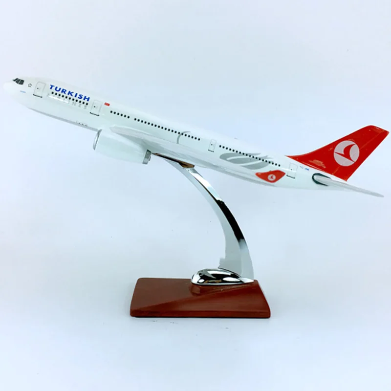 47 см Airbus A330-200 модель Турецкая Авиакомпания с базовым сплавом самолет коллекционный дисплей Коллекция игрушек дисплей